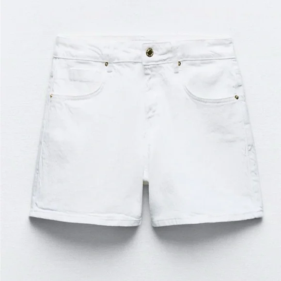 Zara NWT white denim jean shorts with gold button detail hardware